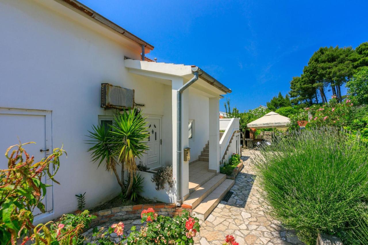 Apartment Iva Banjol Exterior foto